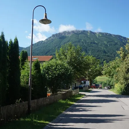 Апартаменты Zum Brentenjoch *